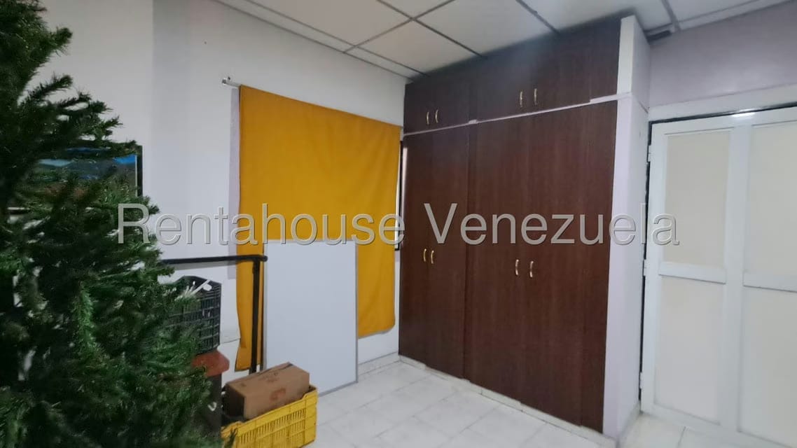 Casa (Multipes Niveles) en Venta en Parroquia Catedral, Lara - 14