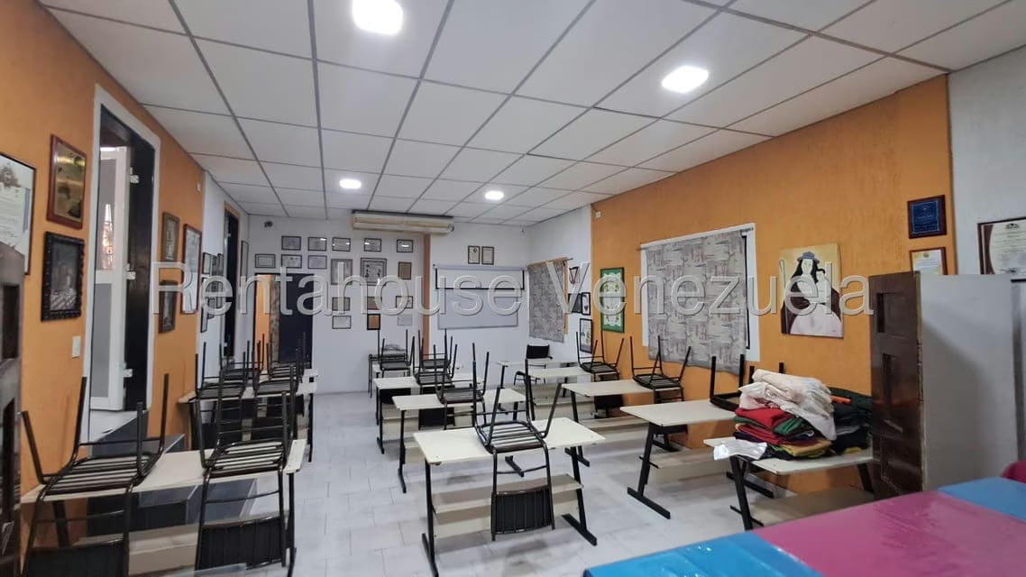 Casa (Multipes Niveles) en Venta en Parroquia Catedral, Lara - 17