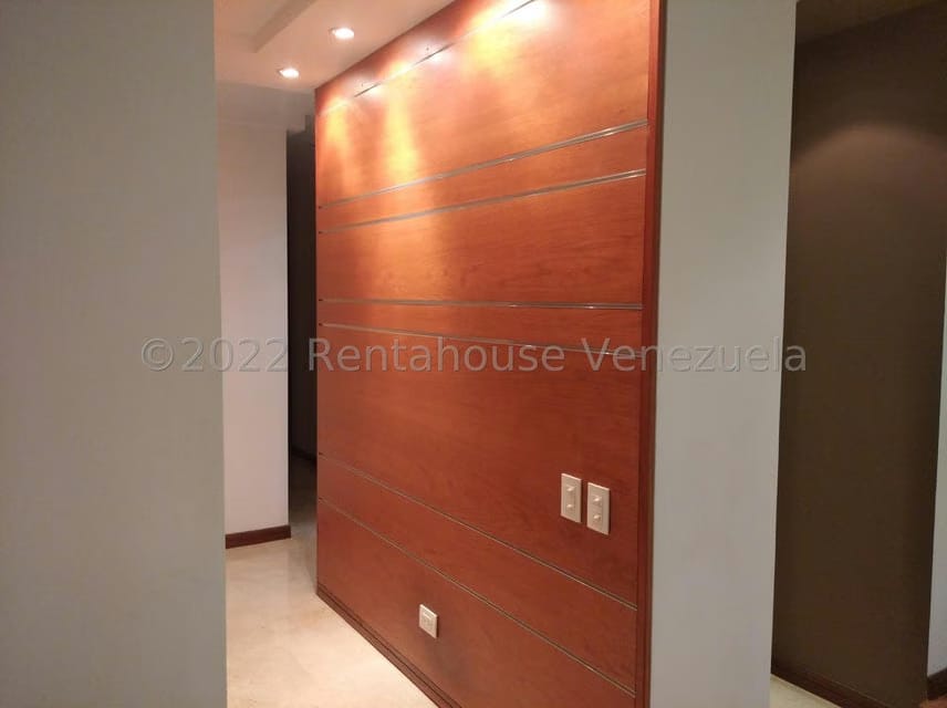 Apartamento (1 Nivel) en Venta en Los Samanes, Distrito Metropolitano - 3