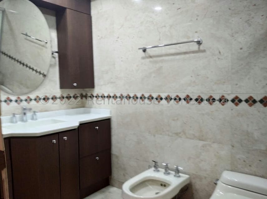 Apartamento (1 Nivel) en Venta en Los Samanes, Distrito Metropolitano - 21