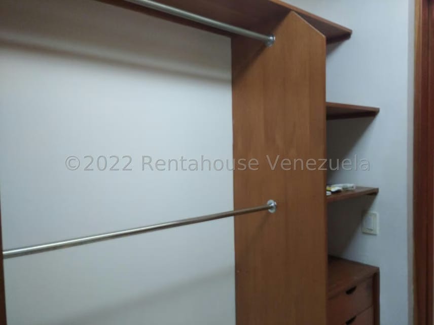 Apartamento (1 Nivel) en Venta en Los Samanes, Distrito Metropolitano - 25