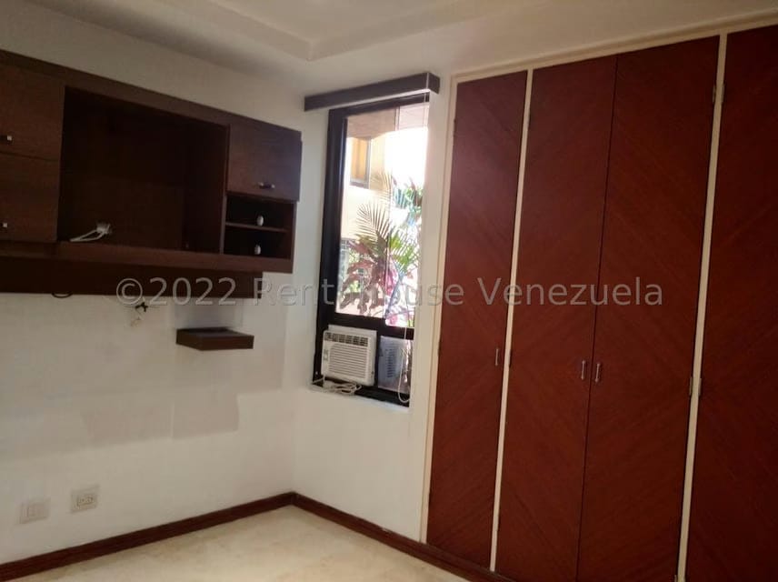 Apartamento (1 Nivel) en Venta en Los Samanes, Distrito Metropolitano - 27