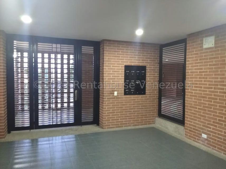 Apartamento (1 Nivel) en Venta en Los Samanes, Distrito Metropolitano - 36