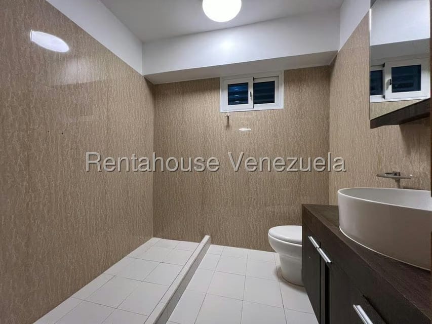 Apartamento (1 Nivel) en Venta en Puerto Encantado, Miranda - 32