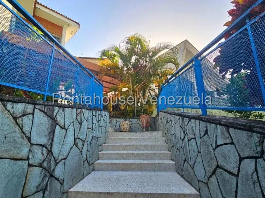 Comercial (Oficina) en Alquiler en El Marques, Distrito Metropolitano - 3