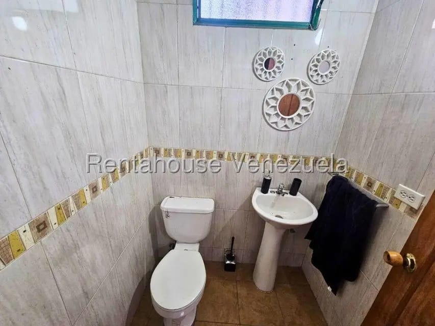Comercial (Oficina) en Alquiler en El Marques, Distrito Metropolitano - 24