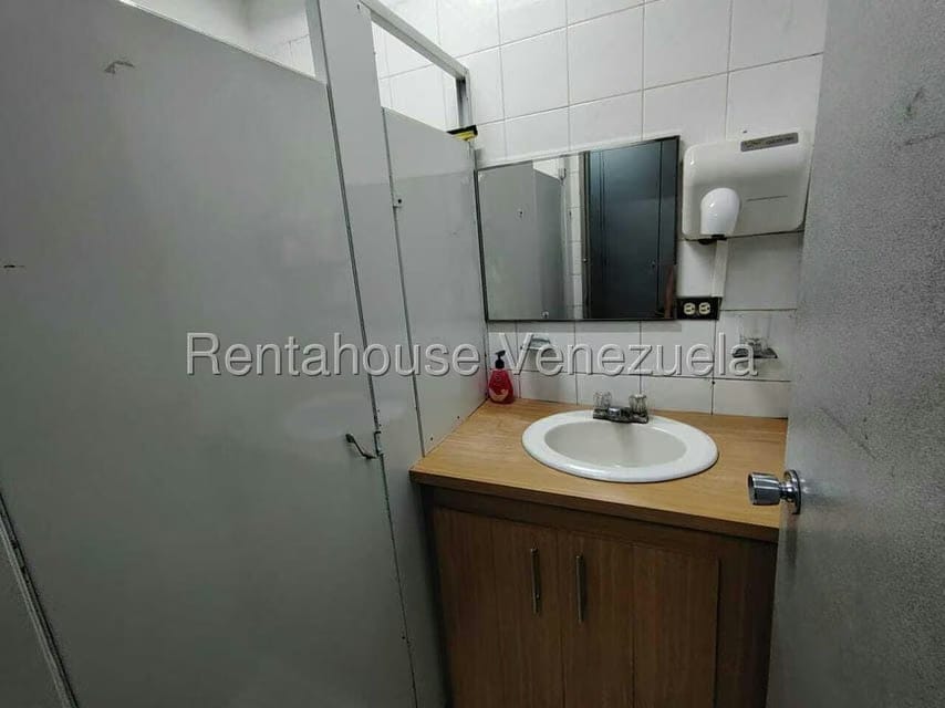 Comercial (Local Comercial) en Alquiler en La California Norte, Distrito Metropolitano - 17