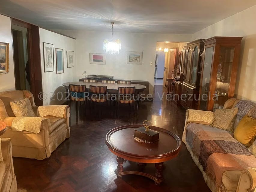 Apartamento (1 Nivel) en Venta en La Florida, Distrito Metropolitano - 11