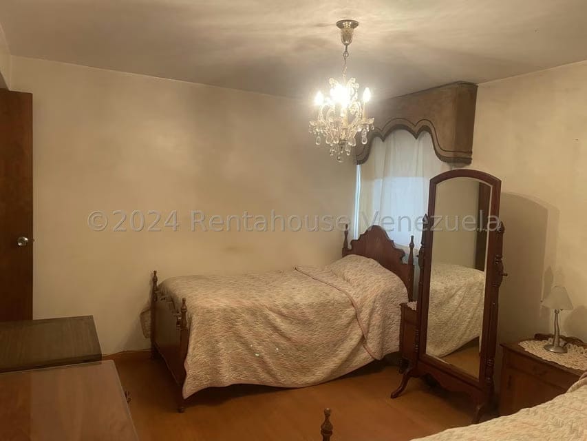 Apartamento (1 Nivel) en Venta en La Florida, Distrito Metropolitano - 17