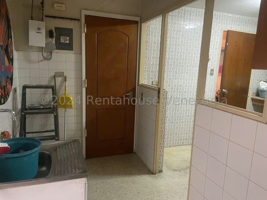 Apartamento (1 Nivel) en Venta en La Florida, Distrito Metropolitano - 33