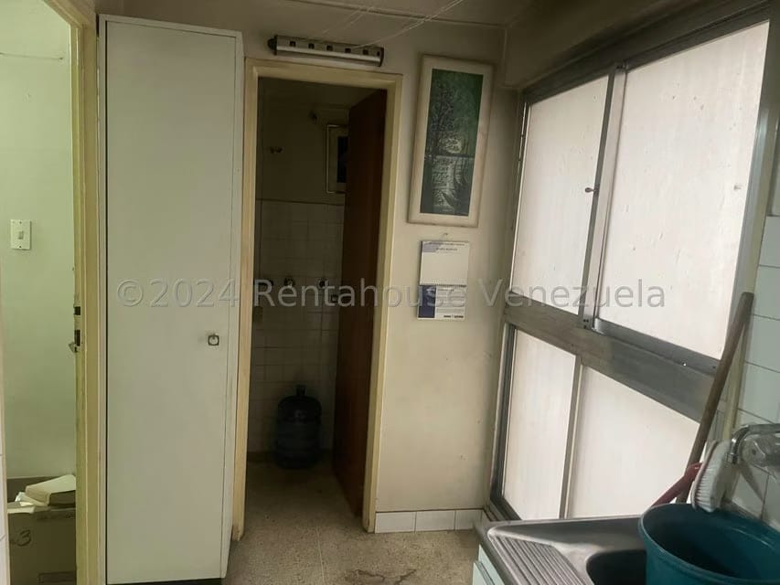 Apartamento (1 Nivel) en Venta en La Florida, Distrito Metropolitano - 34