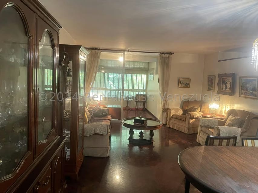 Apartamento (1 Nivel) en Venta en La Florida, Distrito Metropolitano - 5