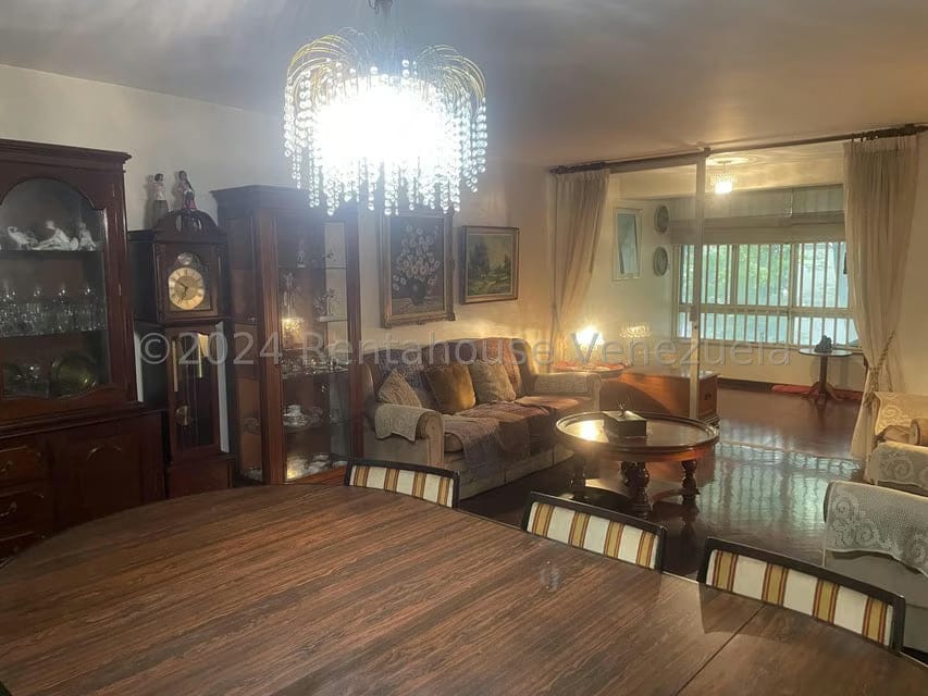 Apartamento (1 Nivel) en Venta en La Florida, Distrito Metropolitano - 7