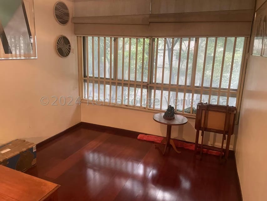 Apartamento (1 Nivel) en Venta en La Florida, Distrito Metropolitano - 10