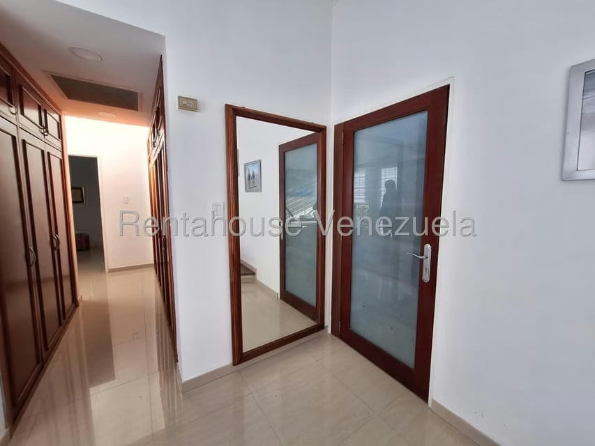 Casa (Multipes Niveles) en Venta en Altos de Guataparo, Carabobo - 15