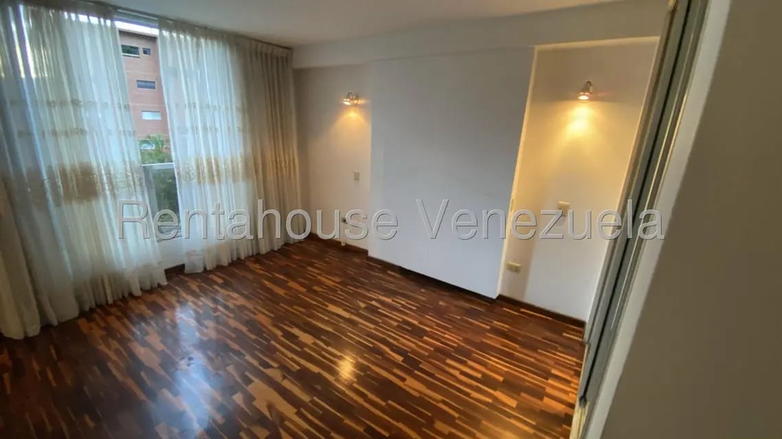 Apartamento (1 Nivel) en Venta en Terrazas de Santa Ines, Distrito Metropolitano - 21