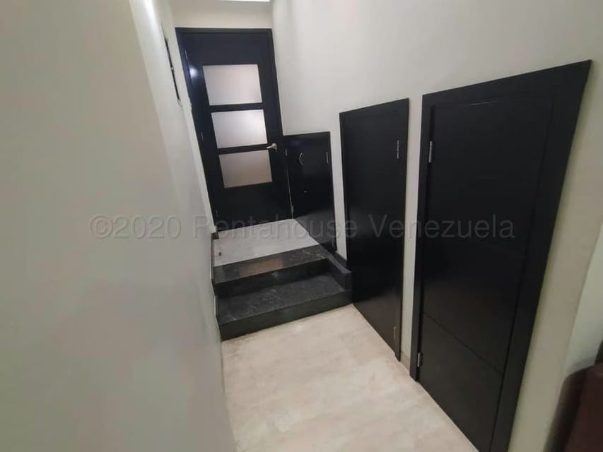 Casa (Duplex) en Venta en Los Cardones, Lara - 36