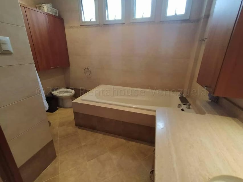 Casa (Duplex) en Venta en Los Cardones, Lara - 57