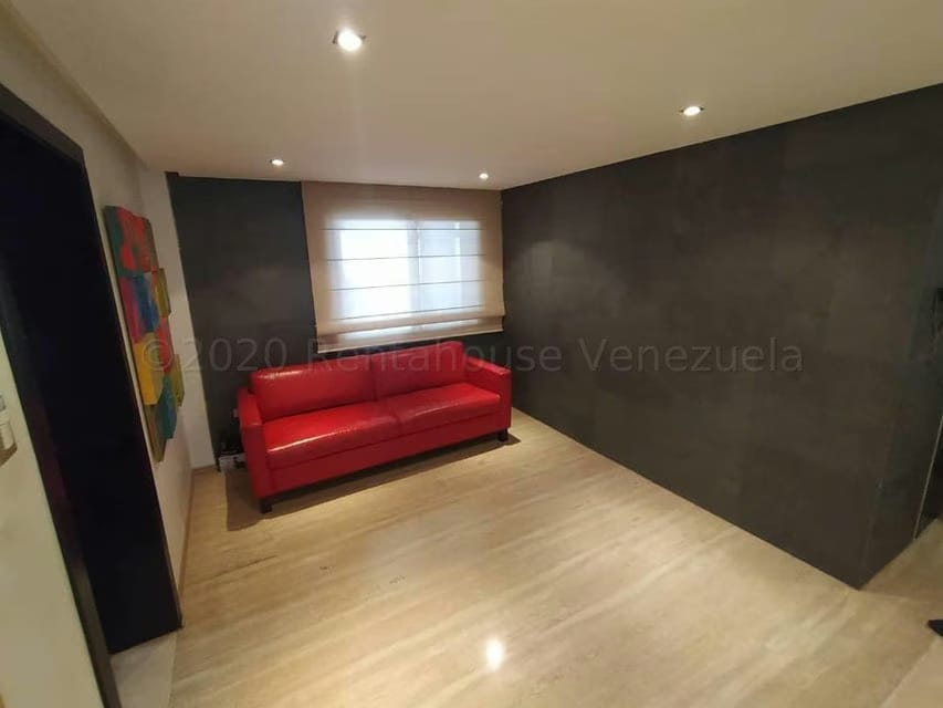 Casa (Duplex) en Venta en Los Cardones, Lara - 8