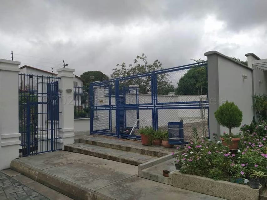 Casa (Duplex) en Venta en Los Cardones, Lara - 87