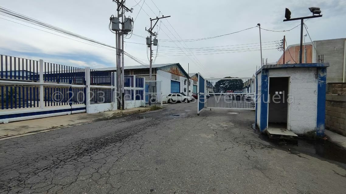 Comercial (Galpon - Deposito) en Venta en La Providencia, Aragua - 127