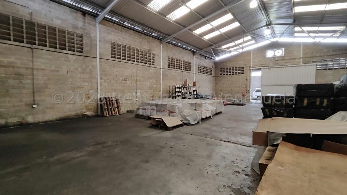 Comercial (Galpon - Deposito) en Venta en La Providencia, Aragua - 69