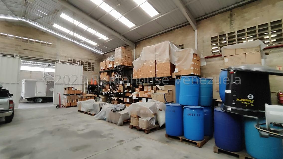 Comercial (Galpon - Deposito) en Venta en La Providencia, Aragua - 81