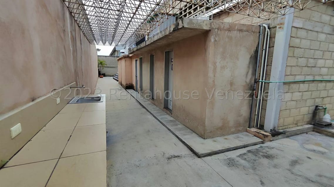 Comercial (Galpon - Deposito) en Venta en La Providencia, Aragua - 90