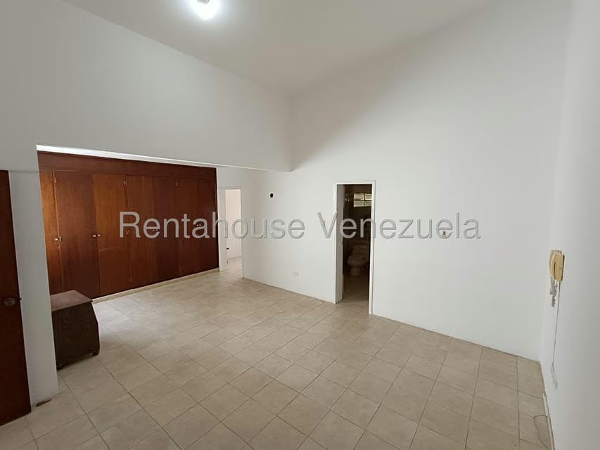 Casa (Multipes Niveles) en Venta en Santa Marta, Distrito Metropolitano - 17