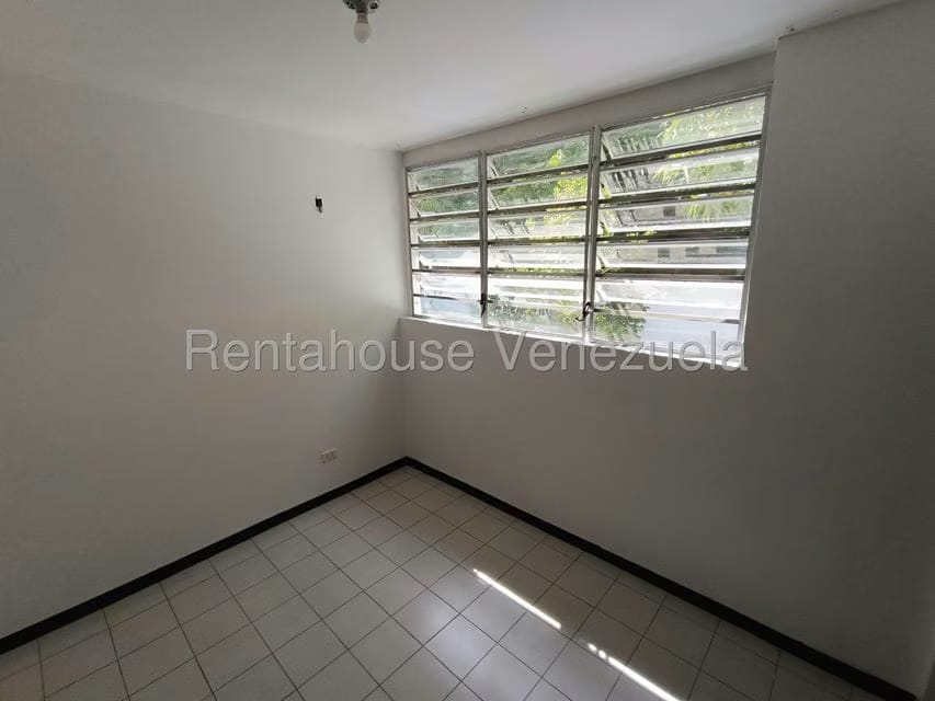 Casa (Multipes Niveles) en Venta en Santa Marta, Distrito Metropolitano - 20