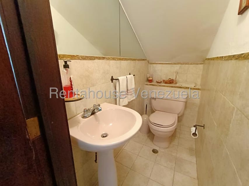 Casa (Multipes Niveles) en Venta en Santa Marta, Distrito Metropolitano - 41