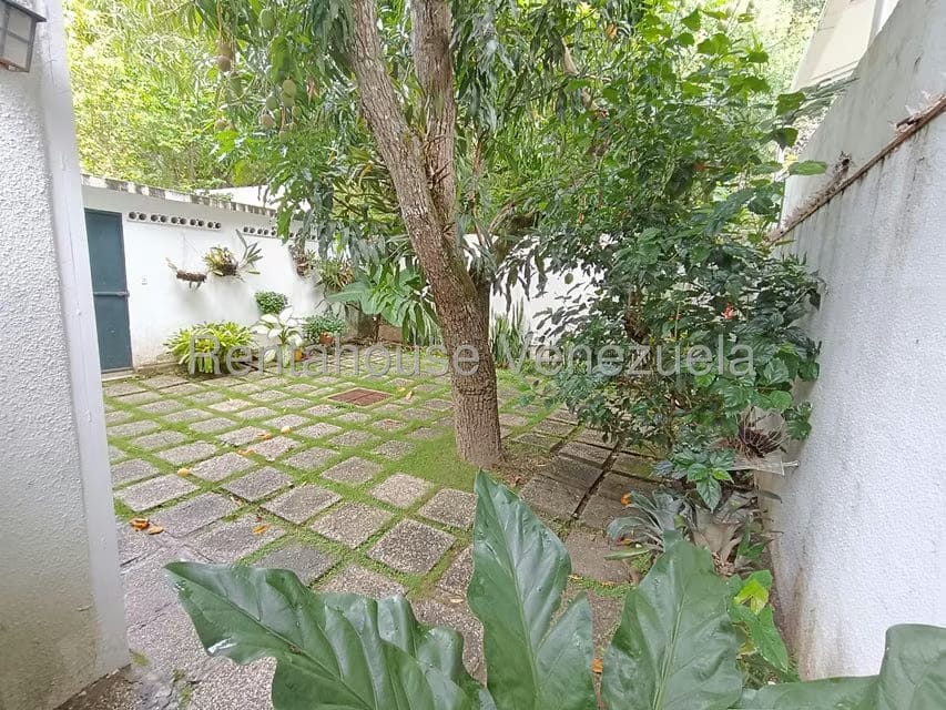 Casa (Multipes Niveles) en Venta en Santa Marta, Distrito Metropolitano - 44