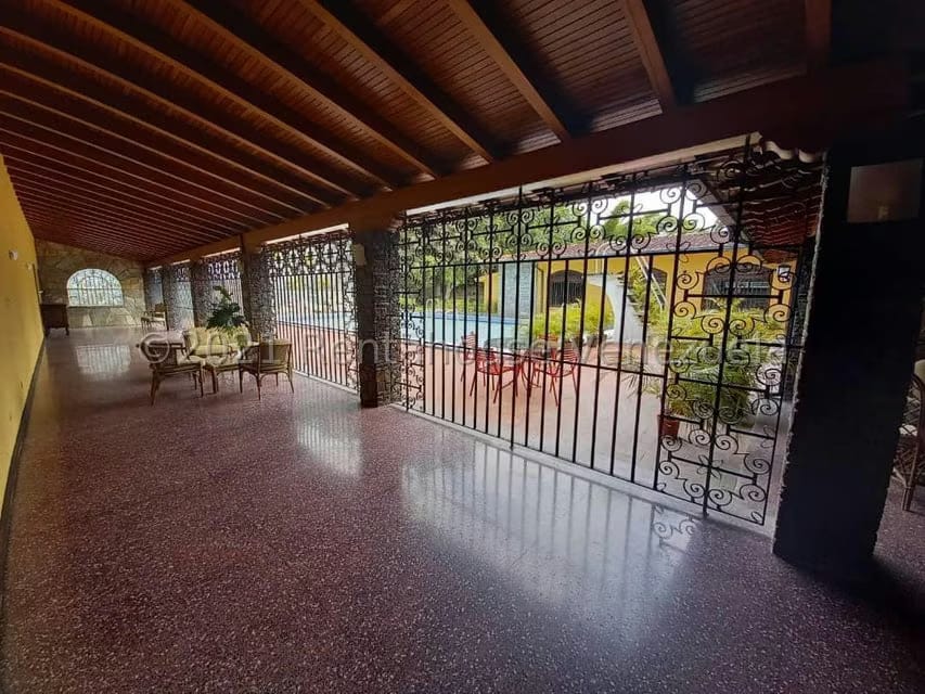 Casa (Multipes Niveles) en Venta en La Lagunita Country Club, Distrito Metropolitano - 17