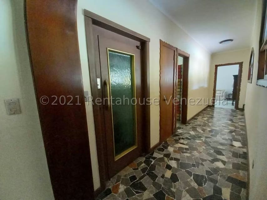 Casa (Multipes Niveles) en Venta en La Lagunita Country Club, Distrito Metropolitano - 39