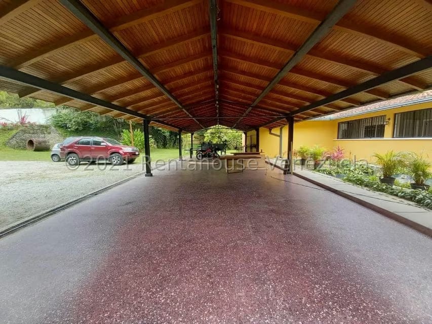Casa (Multipes Niveles) en Venta en La Lagunita Country Club, Distrito Metropolitano - 81