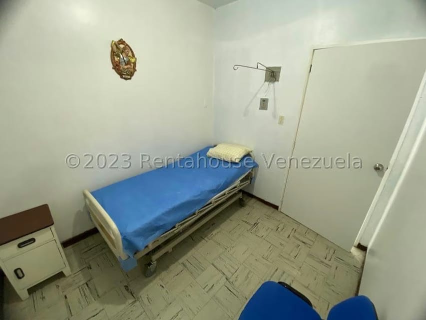 Casa (1 Nivel) en Venta en Santa Monica, Distrito Metropolitano - 24