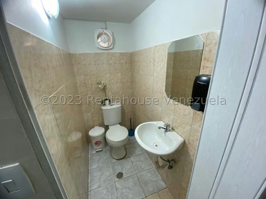 Casa (1 Nivel) en Venta en Santa Monica, Distrito Metropolitano - 29
