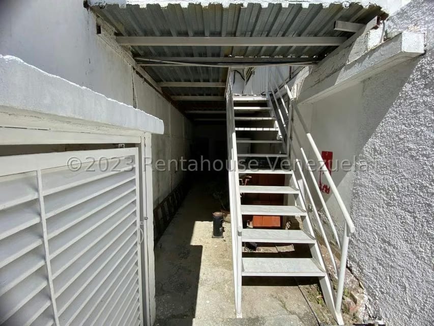Casa (1 Nivel) en Venta en Santa Monica, Distrito Metropolitano - 39