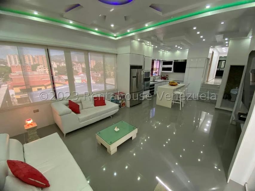 Casa (1 Nivel) en Venta en Santa Monica, Distrito Metropolitano - 40