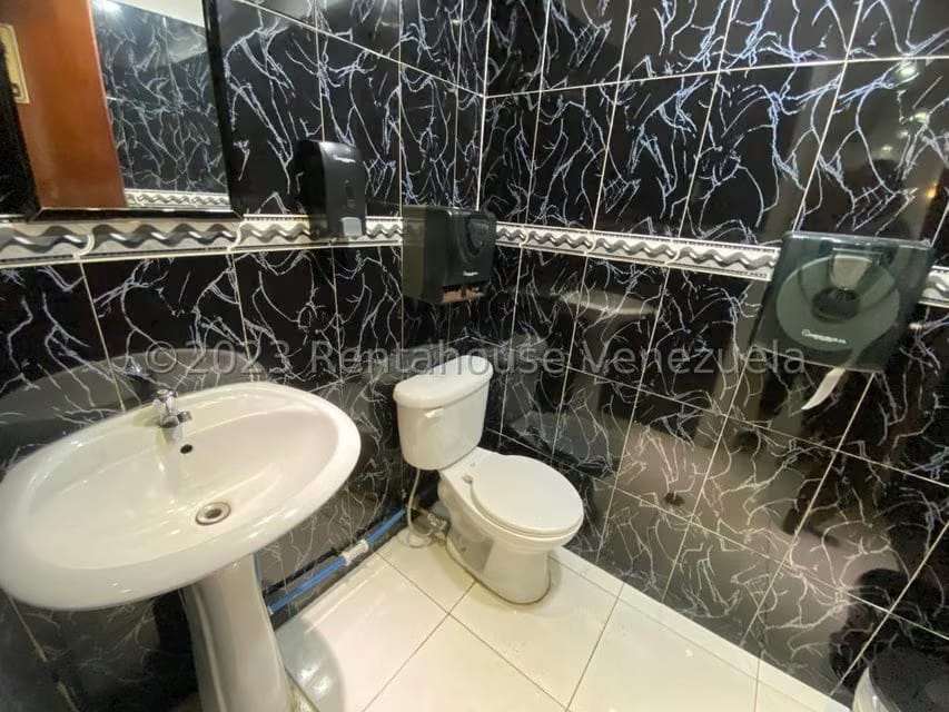 Casa (1 Nivel) en Venta en Santa Monica, Distrito Metropolitano - 6