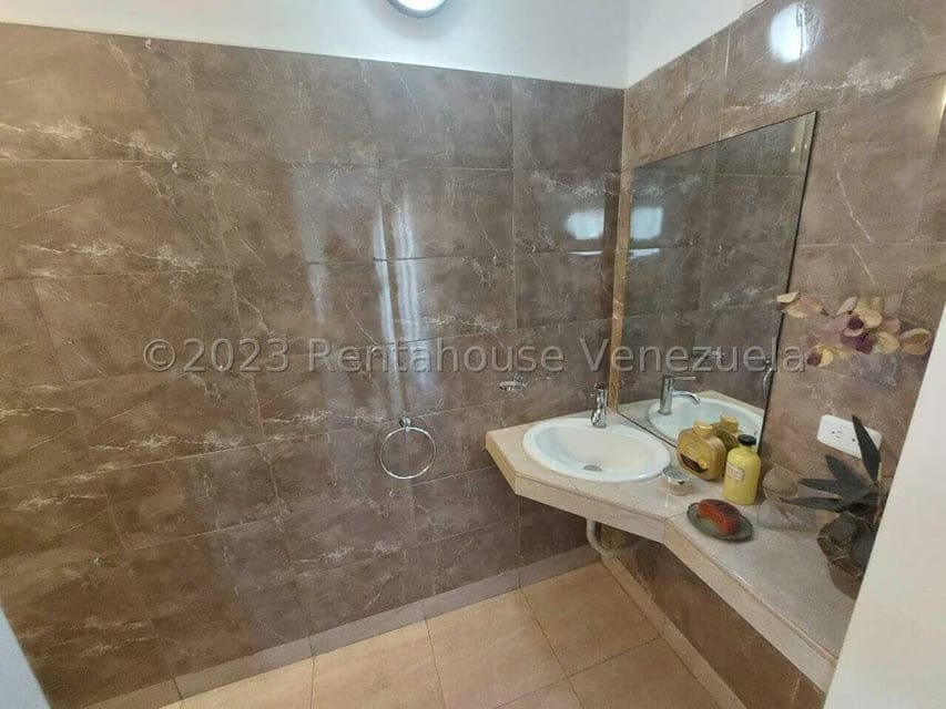 Casa (1 Nivel) en Venta en Lomas del Club Hipico, Distrito Metropolitano - 27
