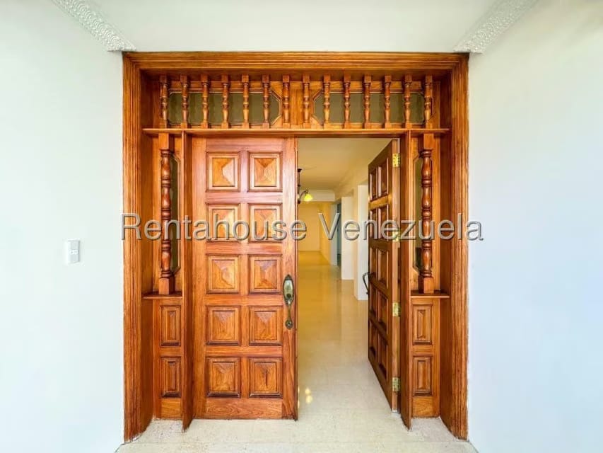 Casa (Duplex) en Venta en Los Naranjos del Cafetal, Distrito Metropolitano - 13