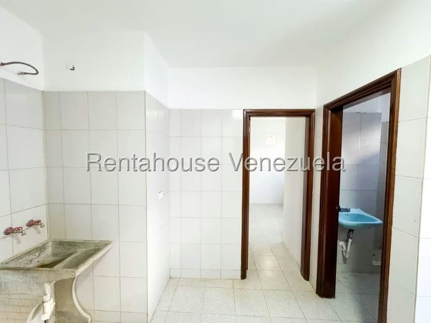 Casa (Duplex) en Venta en Los Naranjos del Cafetal, Distrito Metropolitano - 29