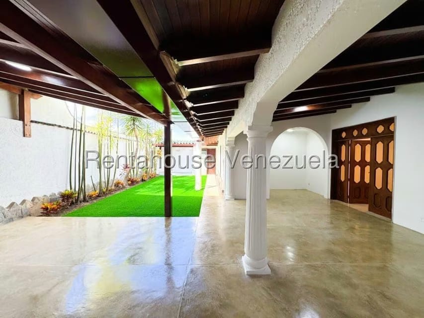 Casa (Duplex) en Venta en Los Naranjos del Cafetal, Distrito Metropolitano - 39
