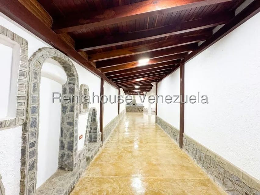 Casa (Duplex) en Venta en Los Naranjos del Cafetal, Distrito Metropolitano - 42