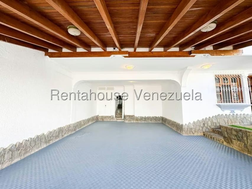 Casa (Duplex) en Venta en Los Naranjos del Cafetal, Distrito Metropolitano - 6