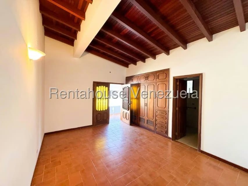 Casa (Duplex) en Venta en Los Naranjos del Cafetal, Distrito Metropolitano - 53