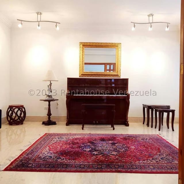Apartamento (1 Nivel) en Venta en La Lagunita Country Club, Distrito Metropolitano - 5