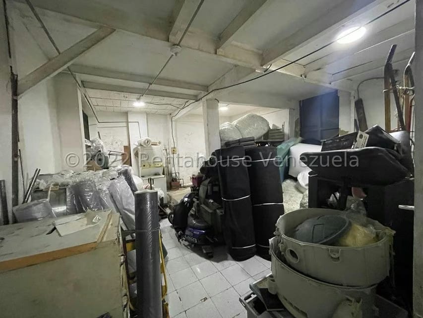 Comercial (Local Comercial) en Venta en Catia, Distrito Metropolitano - 15