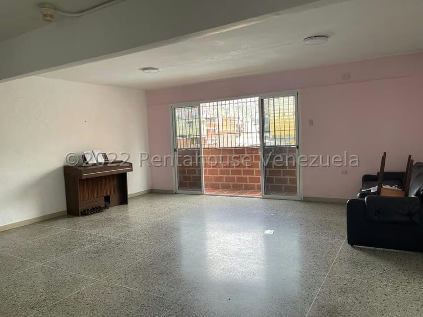 Comercial (Local Comercial) en Venta en Catia, Distrito Metropolitano - 21